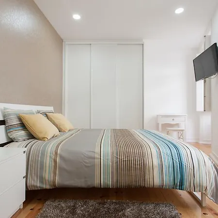 아파트 Elite House